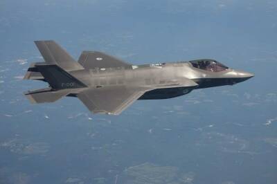 L’Antidiplomatico: Рухнувший британский F-35 мог опозориться в погоне за российским самолётом - actualnews.org - Москва - Англия - Лондон