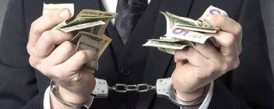 Эльвира Набиуллина - Банковские долги россиян растут быстрее зарплат - runews24.ru - Россия