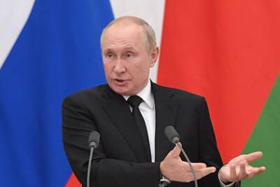 Владимир Путин - Дмитрий Песков - Путин объяснил необходимость ухода России от доллара - lenta.ru - Россия - США