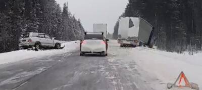 Фура и внедорожник попали в ДТП на трассе в Карелии (ВИДЕО) - stolicaonego.ru - Петрозаводск - республика Карелия