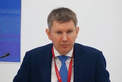 Максим Решетников - Рост зарплат в России связали с мигрантами - lenta.ru - Россия