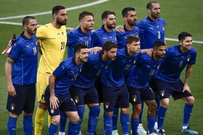 Роберто Манчини - Италия выбирает между Россией и Украиной спарринг-партнёра перед матчами стыкового раунда ЧМ-2022 - sport.ru - Россия - Украина - Италия - Шотландия