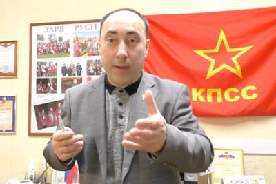 Член КПРФ при обсуждении законопроекта с членом КПСС решил сломать ему нос - lenta.ru - Россия - Владимирская обл.