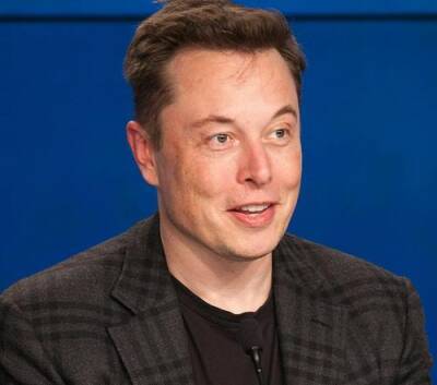 Илон Маск - Илон Маск предупредил сотрудников SpaceX об угрозе банкротства компании из-за кризиса производства ракетных двигателей - argumenti.ru