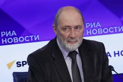 Роман Вильфанд - Россиянам пообещали аномально теплую погоду в ряде регионов - lenta.ru - Россия - Красноярский край - респ. Саха - Якутск - Магаданская обл.
