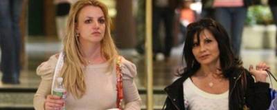 Бритни Спирс - Бритни Спирс обвинила мать в оформлении опекунства над ней 13 лет назад - runews24.ru - США