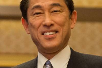 Мотэги Тосимицу - Фумио Кисида - Премьер Японии временно станет главой МИД до назначения нового министра - aif.ru - Россия - Япония
