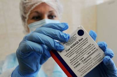В Смоленской области за сутки от COVID-19 вакцинировались почти 5 тысяч человек - rabochy-put.ru - Смоленск - Смоленская обл.