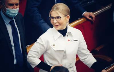 Юлия Тимошенко - «Доктор Ю»: Тимошенко пришла в Раду в наряде, похожем на белый халат. ФОТО - enovosty.com - Украина