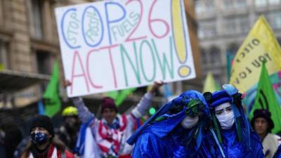 Риши Сунак - COP26: активисты протестуют против "гринвошинга" крупных корпораций - ru.euronews.com - Россия - Китай - США - Англия - Франция - Чехия