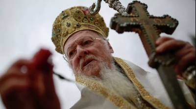 патриарх Варфоломей - Варфоломею установили стент во время визита в США - sharij.net - США - Twitter