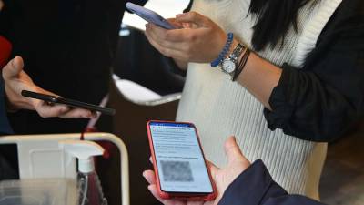 В Татарстане нашли призывавших к отказу предъявлять QR-коды в ТЦ граждан - iz.ru - Россия - Израиль - респ. Татарстан - Набережные Челны - Нижнекамск