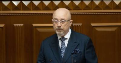 Алексей Резников - Целесообразность отмены призыва в армию обсуждается — Резников - delo.ua - Украина