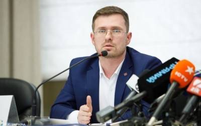Игорь Кузин - Главный санврач раскритиковал дистанционное обучение в школах "красных" зон - korrespondent.net - Украина