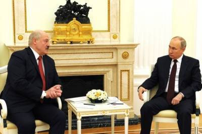 Владимир Путин - Александр Лукашенко - Лукашенко в шутку пожаловался, что Путин не пригласил его в Крым 4 ноября - aif.ru - Россия - Крым - Белоруссия - Севастополь