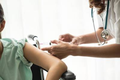 Смотрите: эксперты минздрава обсуждают вакцинацию детей в прямом эфире - news.israelinfo.co.il