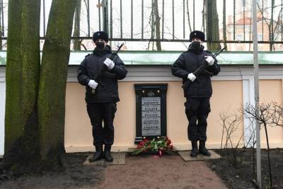 Владимир Колокольцев - В Петербурге открыли мемориальную плиту в честь пяти министров МВД Российской империи - znak.com - Россия - Санкт-Петербург - Российская Империя