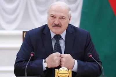 Владимир Путин - Дмитрий Песков - Александр Лукашенко - В Кремле рассказали о приглашении Лукашенко посетить Крым - lenta.ru - Россия - Украина - Крым - Белоруссия