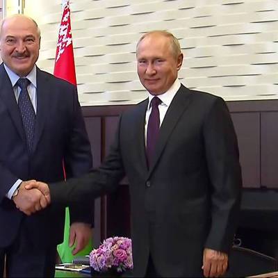 Владимир Путин - Дмитрий Песков - Александр Лукашенко - Жители Крыма и Белоруссии могут сотрудничать во многих сферах - radiomayak.ru - Россия - Крым - Белоруссия - Севастополь