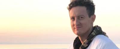 Ольга Бузова - Стас Ярушин - Актер Стас Ярушин рассказал, как Ольга Бузова реагирует на его шутки о ее плохом пении - runews24.ru - Россия