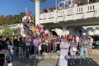 Владимир Путин - Сочинцы выступили с обращением против антиковидных ограничений - kuban.mk.ru - Россия - Сочи