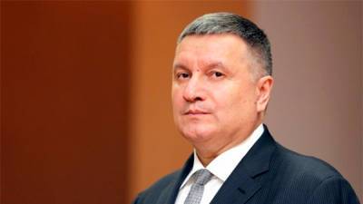 Арсен Аваков - Наталья Влащенко - Аваков: давайте подумаем над тем, чтобы умные политики создали альянс для баланса и продвижения страны вперед - bin.ua - Украина