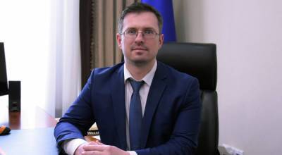 Игорь Кузин - В Минздраве объяснили, как непривитых будут отстранять от работы и как на нее можно вернуться - thepage.ua - Украина
