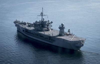 Флагман не унимается: ВМС США уплотнились в Чëрном море для его «надëжности» - eadaily.com - США - Стамбул