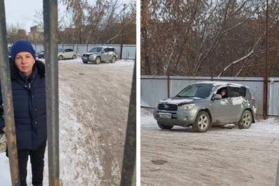 В Новосибирске автомобиль вместе с водителем эвакуировали на штрафстоянку - runews24.ru - Новосибирск - район Железнодорожный