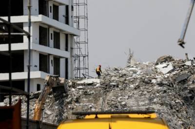 В Нигерии начался трехдневный траур по погибшим при обрушении здания - aif.ru - Нигерия - Лагос