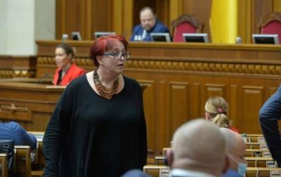 Галина Третьякова - Ирина Геращенко - Нардепа Третьякову отстранили от пяти заседаний Рады - korrespondent.net - Украина - Крым