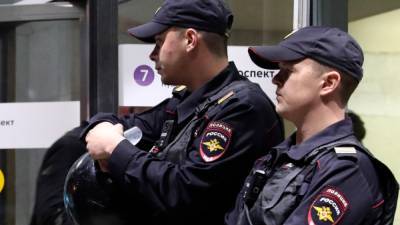 На юге Москвы проходят массовые задержания мигрантов после драки - svoboda.org - Москва