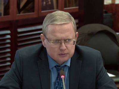 Михаил Делягин - Михаил Делягин: Росздравнадзор начал "охоту на ведьм" - nakanune.ru