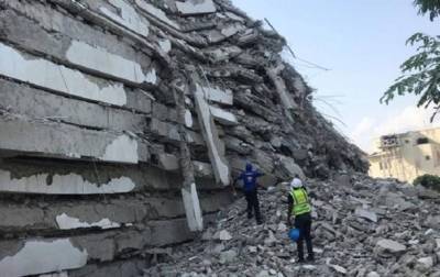 Обрушение здания в Лагосе: уже более 40 погибших - korrespondent.net - Украина - Нигерия - Лагос