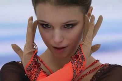 Анна Щербакова - Российские фигуристки потерпели поражение в короткой программе впервые за два года - versia.ru - Россия - Бельгия - Италия