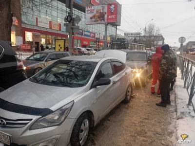 В Новосибирске участники ДТП обманули полицию, чтобы не ждать ДПС и скорую - sib.fm - Новосибирск