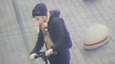 Дело возбуждено после наезда на пенсионерку на электросамокате в Москве - vm.ru - Москва - Россия
