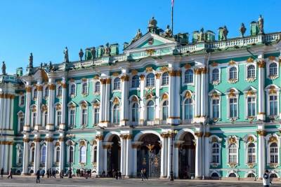 Петербуржцы продолжают штурмовать кассы Эрмитажа - spb.mk.ru - Санкт-Петербург