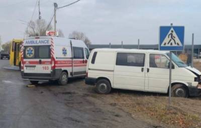 В Киевской области произошло серьезное ДТП с автобусом: пострадали трое детей. ФОТО - enovosty.com - Киев - Киевская обл.