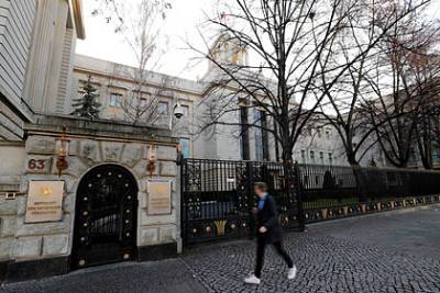 Найденный мертвым в Германии российский дипломат оказался сыном генерала ФСБ - lenta.ru - Москва - Россия - Германия - Берлин