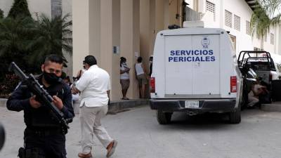 Паника в мексиканском Канкуне: два человека убиты на пляже популярного курорта - golos-ameriki.ru - Mexico - Канкун