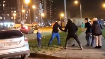 Александр Бастрыкин - Задержанные за избиение мужчины с ребенком утверждают, что защищались - vologda-poisk.ru - Москва - Екатеринбург