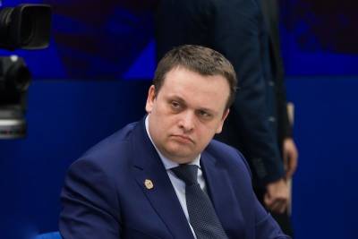 Андрей Никитин - «Полный беспредел!»: непривитые родители школьников в Новгородской области возмутились решением губернатора не пускать их детей на уроки - bloknot.ru - Новгородская обл.