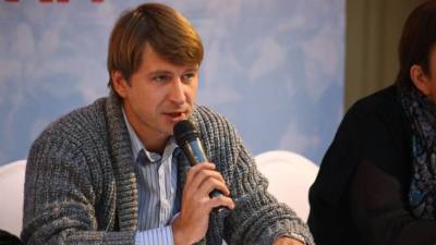 Ксения Бородина - Алексей Ягудин - Дмитрий Соловьев - Ягудин назвал имена фаворитов шоу «Ледниковый период» у членов жюри - inforeactor.ru