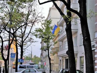 Юзеф Пилсудский - Украинское посольство назвало провокацией осквернение памяника Пилсудскому в Кракове - gordonua.com - Украина - Польша