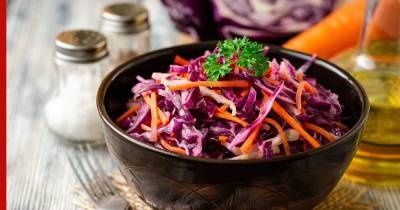 30 минут на кухне: теплый имбирный салат из красной капусты - profile.ru