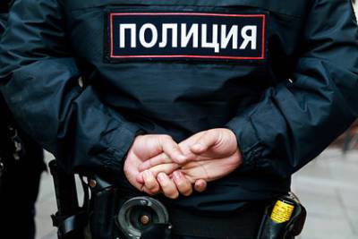 Россиянин обезглавил соседку по даче - lenta.ru - Россия - Ленинградская обл. - Санкт-Петербург