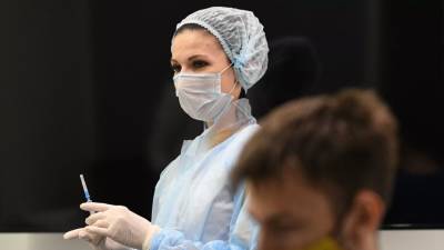Петр Чумаков - Вирусолог Чумаков порассуждал на тему обязательной вакцинации от COVID-19 - russian.rt.com - Россия