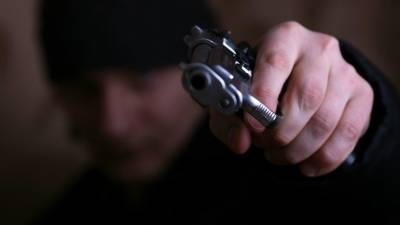 Момент вооруженного нападения на ремонтников лифта в Балашихе попал на видео - 5-tv.ru - Московская обл. - Московская область