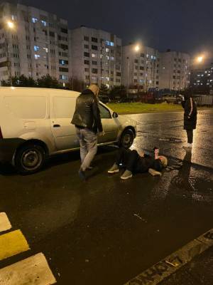 Питер Онлайн - Петербурженка оказалась под колесами авто в Приморском районе - neva.today - Санкт-Петербург - р-н. Приморский